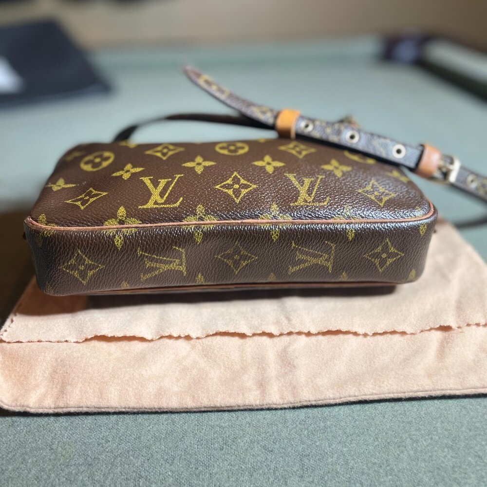 LOUIS VUITTON MARLY BANDOULIERE SHOULDER BAG MONOGRAM - Picture 6 of 10